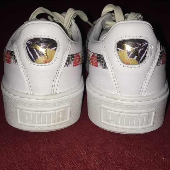 Brand new pumas. 7y=8.5 woman’s - Picture 3 of 4
